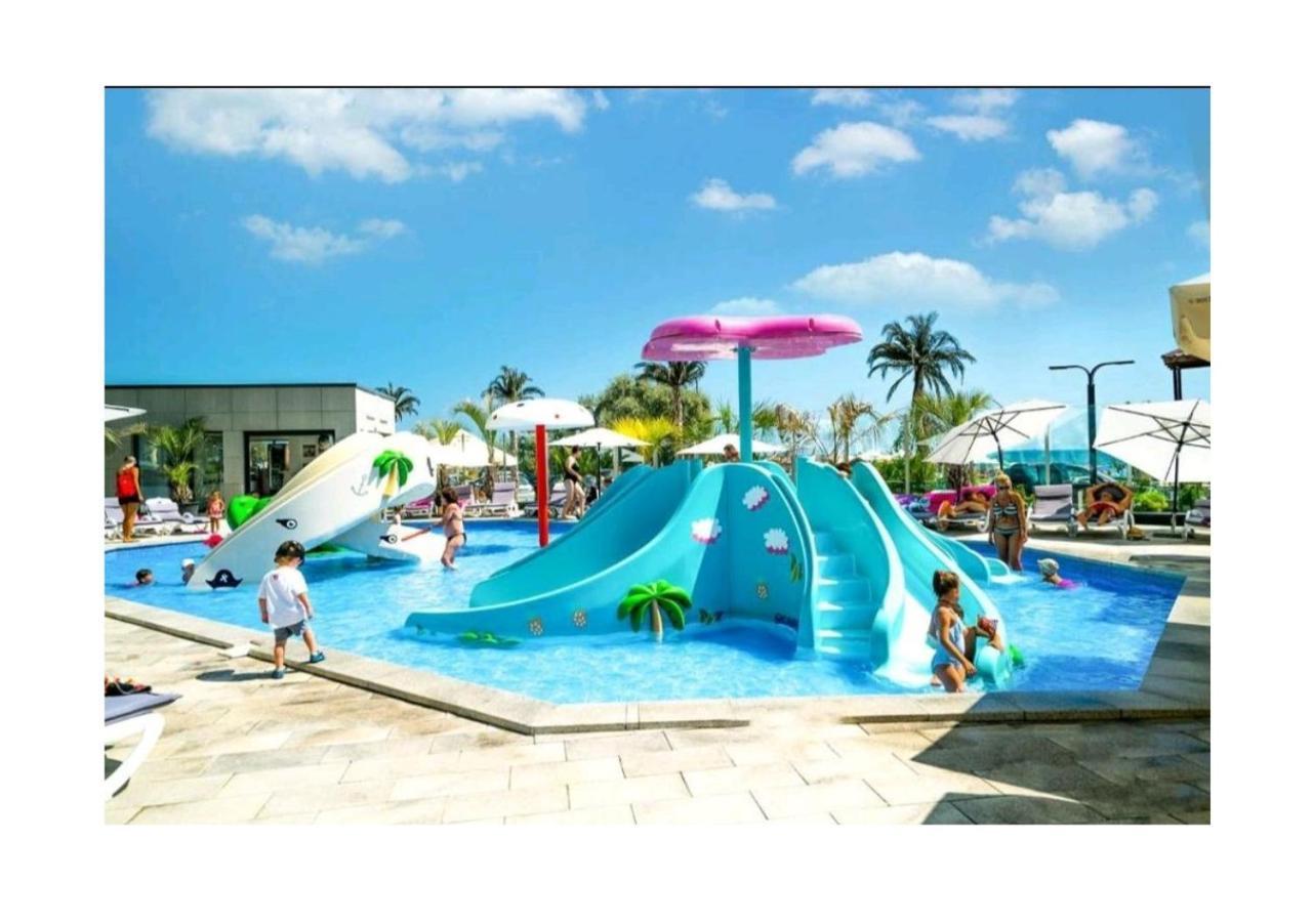 Aquamarine - Pool & Spa Beach Resort Navodari Ngoại thất bức ảnh